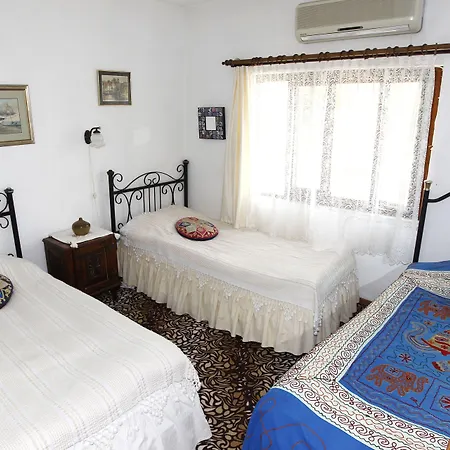 Guest house Nazhan 3*