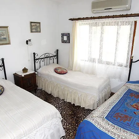 Guest house Nazhan 3*