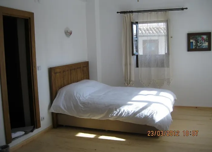 Casa de hóspedes Nazhan 3*