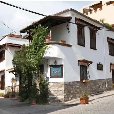 Nazhan בית הארחה סלצ'וק