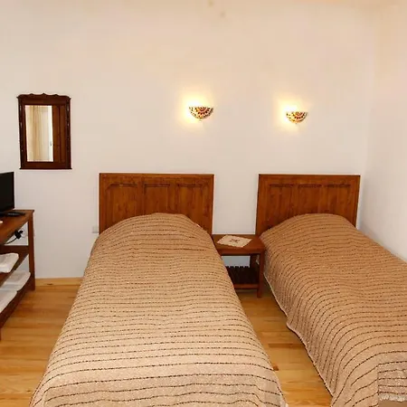 בית הארחה Nazhan