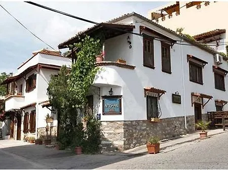 Nazhan Selçuk