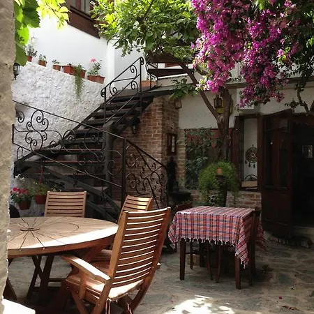 Nazhan ゲストハウス セルチュク