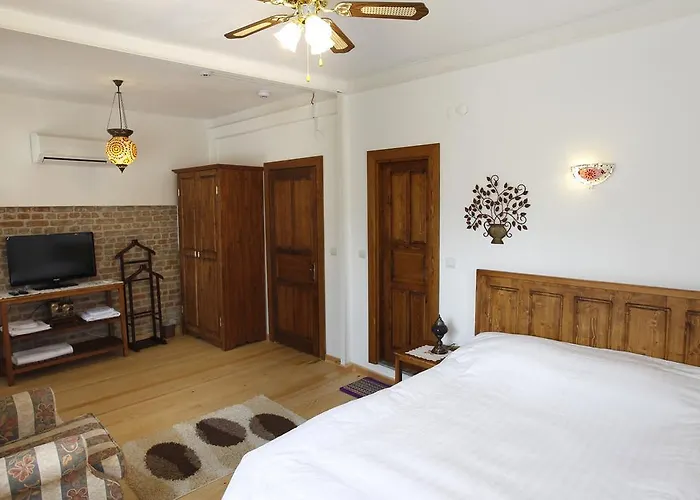 Nazhan Сельчук